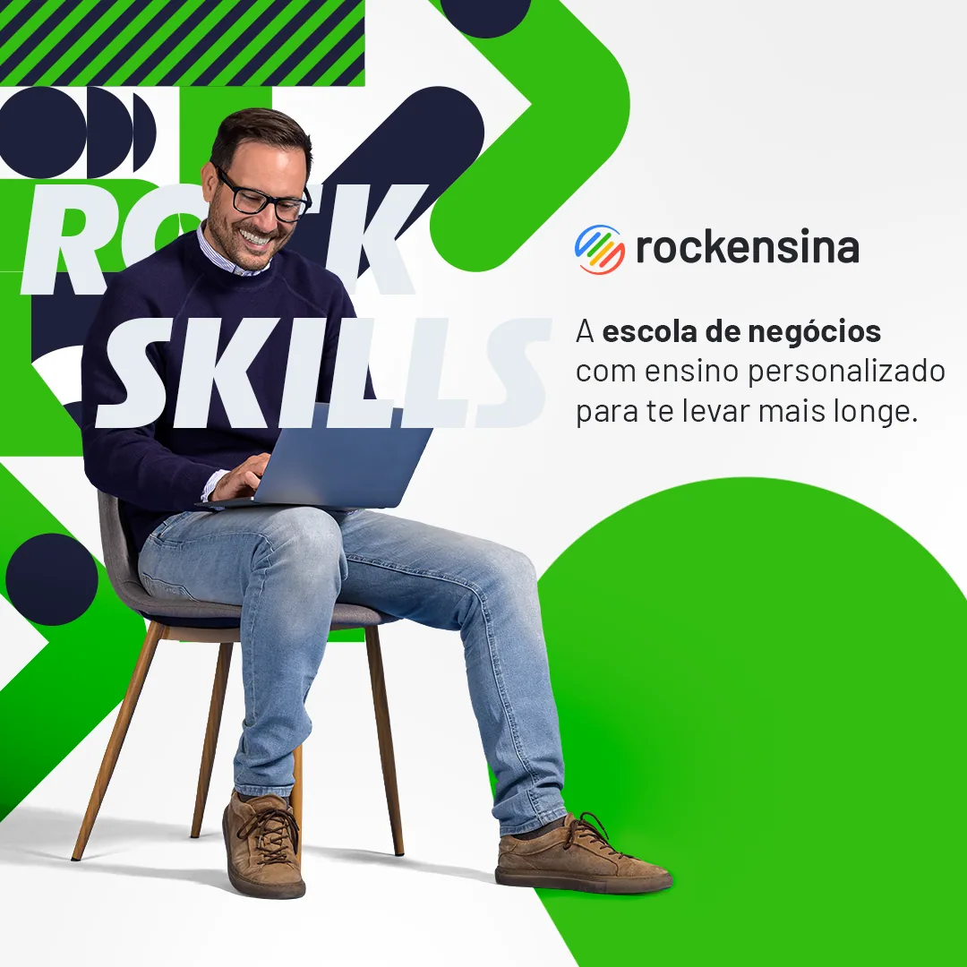 Post “Rock Skills”: homem sentado com notebook entre formas verdes do grafismo